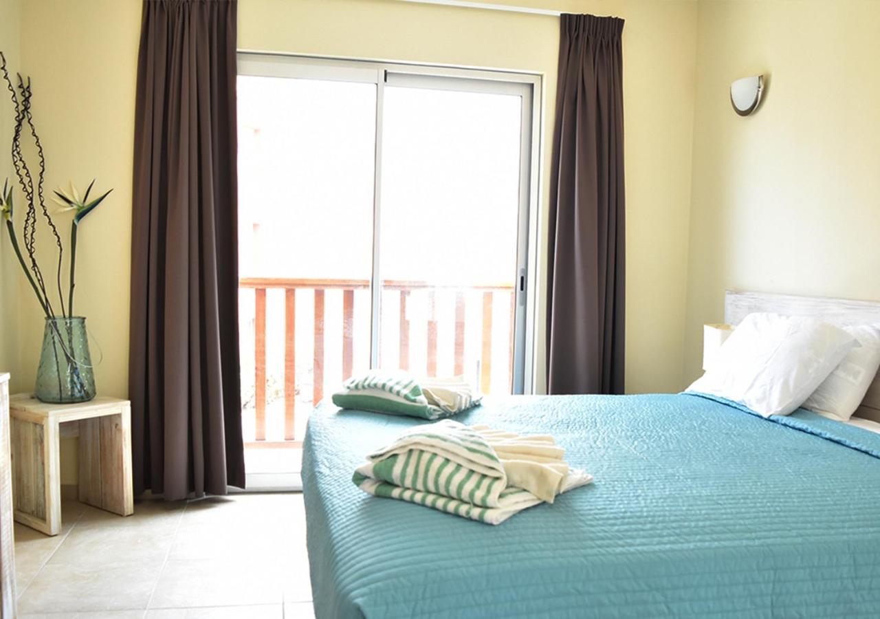 ปาลาปา บีช รีสอร์ต Hotel Jan Thiel ภายนอก รูปภาพ