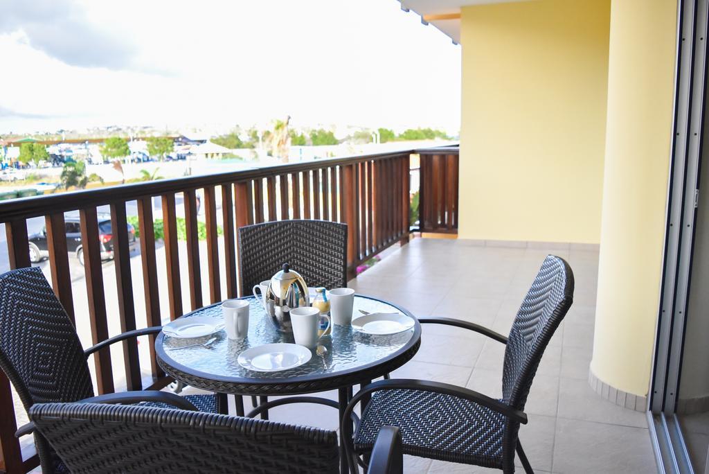 ปาลาปา บีช รีสอร์ต Hotel Jan Thiel ภายนอก รูปภาพ
