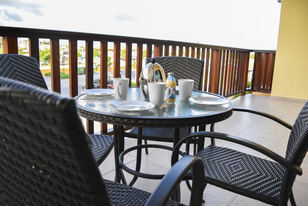 ปาลาปา บีช รีสอร์ต Hotel Jan Thiel ภายนอก รูปภาพ